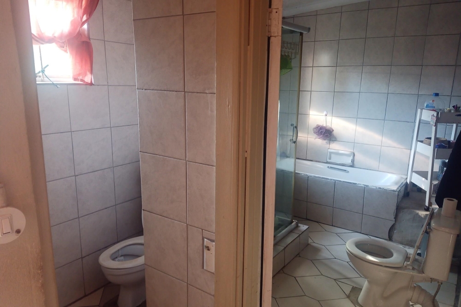 2 Bedroom Property for Sale in Gansbaai Central Western Cape